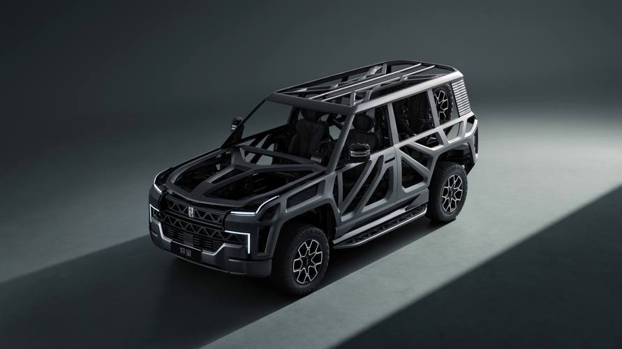 广州172仰望U8硬派越野的科技魅力，国能汽车对传统燃油车市场的冲击